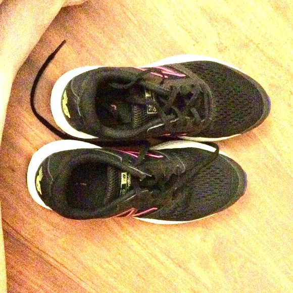 Shoes - Picture 7 of 7